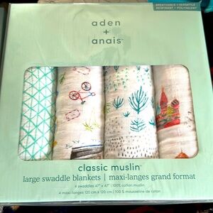 Aden + Anais Swaddle Set